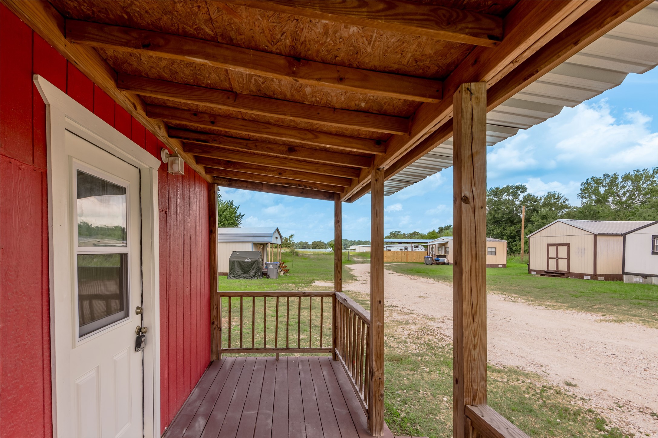 2094 South Robb Street Trinity, TX 75862 - Photo 4 of 23