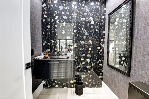 $3,395,000 | 17829 Scarsdale Way, Boca Raton, FL 33496