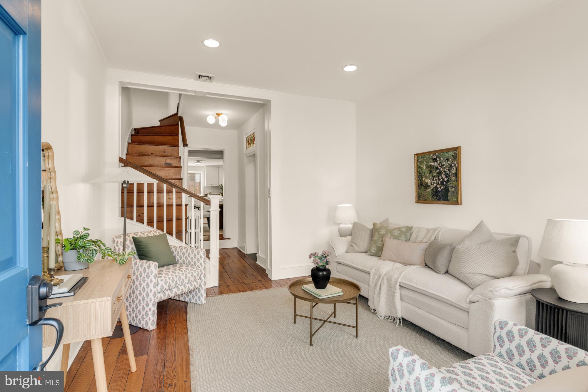 1213 Battery Avenue Baltimore, MD 21230 - Photo 4 of 39 a living room with furniture and wooden floor