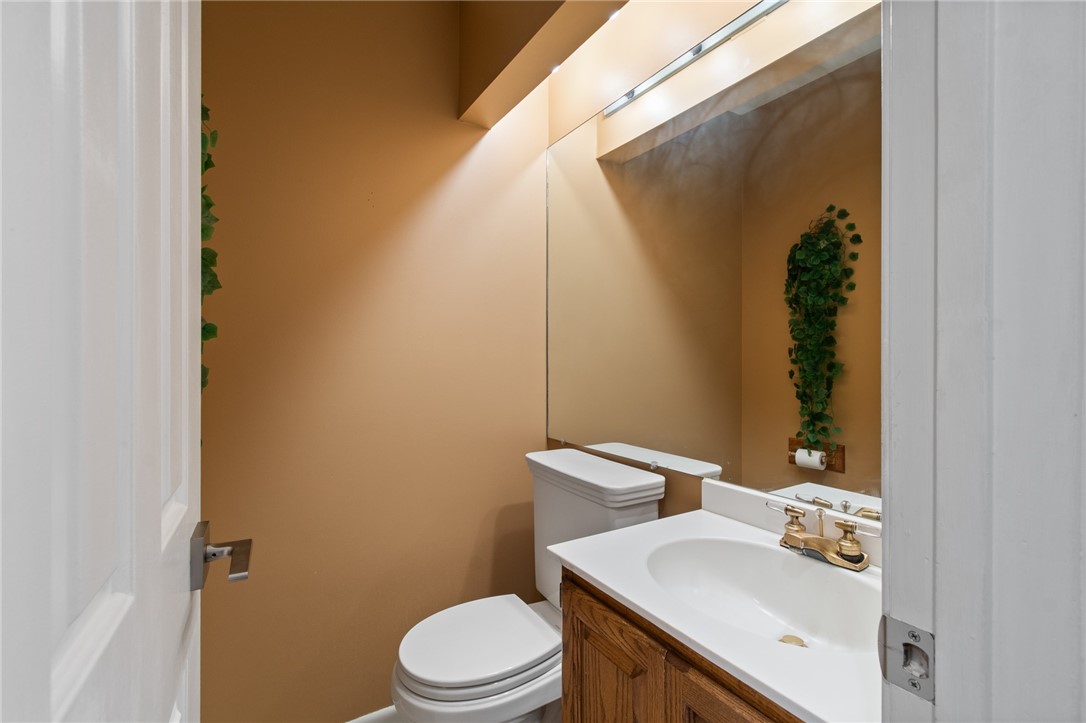 10 Selden Street, Unit 5 Rochester, NY 14605 - Photo 18 of 37 Powder room on first floor