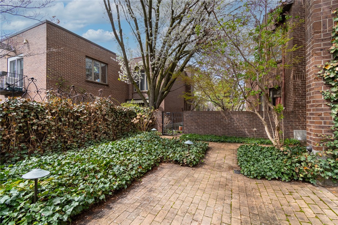 10 Selden Street, Unit 5 Rochester, NY 14605 - Photo 4 of 37