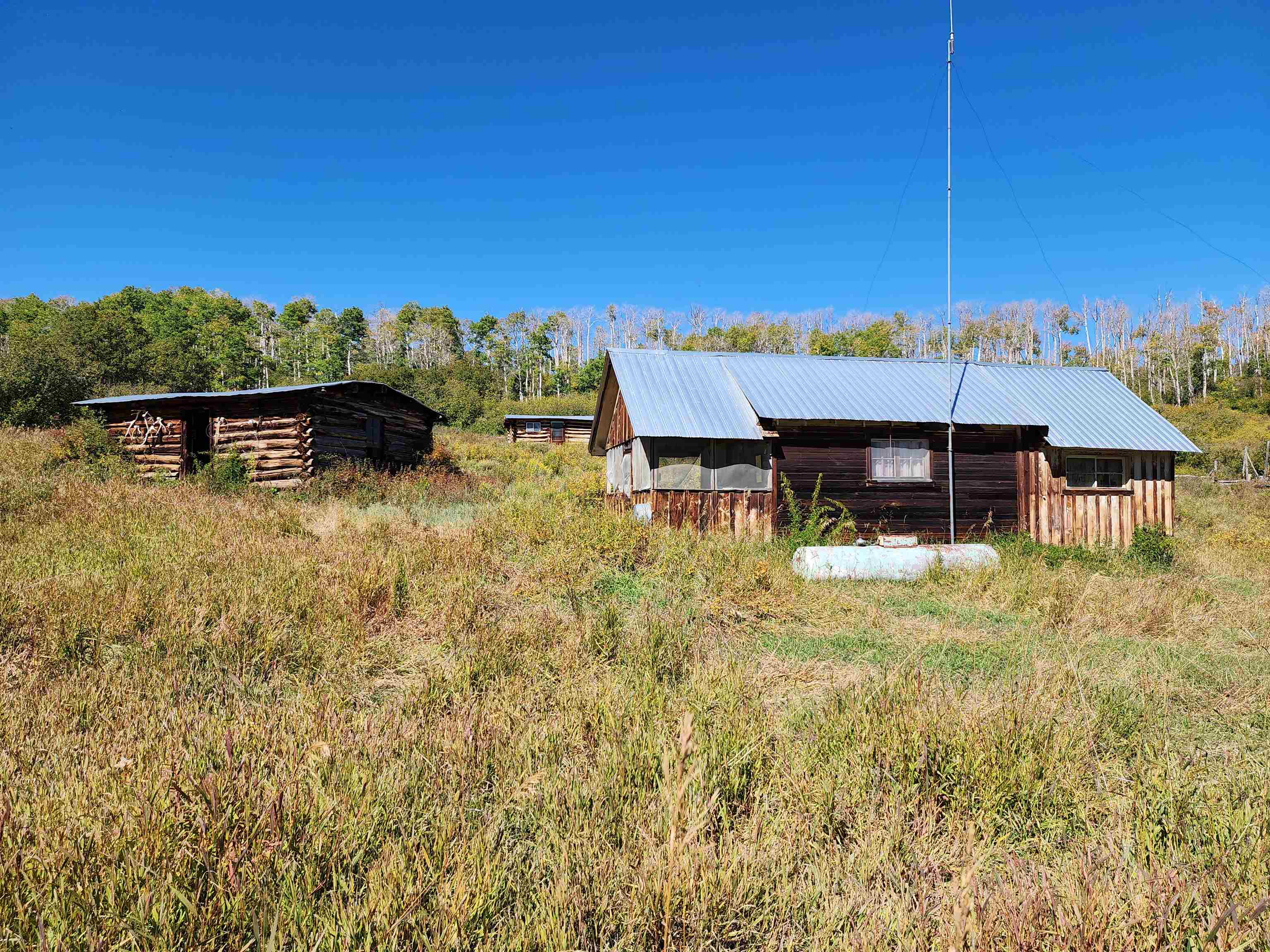 2586-26 26 1/10 Road Whitewater, CO 81527 - Photo 7 of 42 a view of a house with a yard balcony and sitting area
