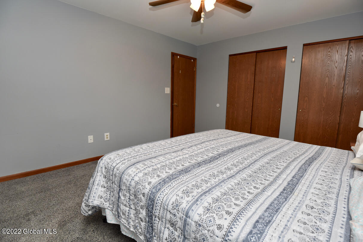449 Chadwick Road Schenectady, NY 12304 - Photo 17 of 45 23