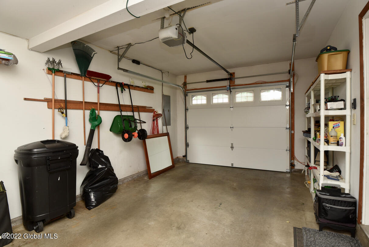 449 Chadwick Road Schenectady, NY 12304 - Photo 36 of 45 40