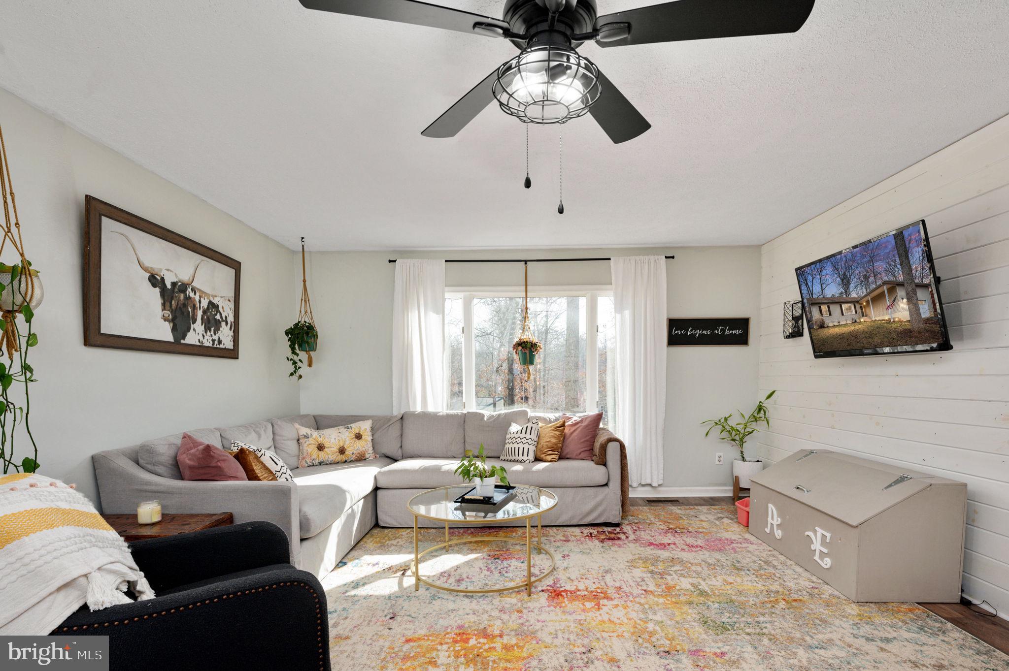 108 Indian Hills Road Locust Grove, VA 22508 - Photo 16 of 45 Comfy & Cozy!