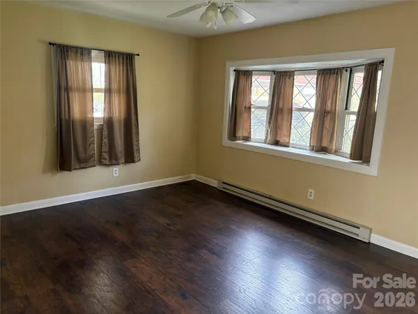 $248,000 | 2137 23rd St Drive Southeast, Hickory, NC 28602