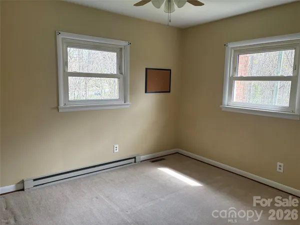 $248,000 | 2137 23rd St Drive Southeast, Hickory, NC 28602