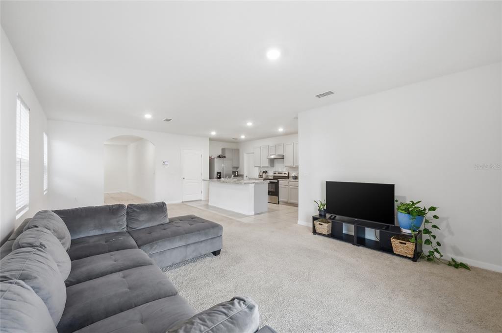 706 Chinoy Road Davenport, FL 33837 - Photo 12 of 36