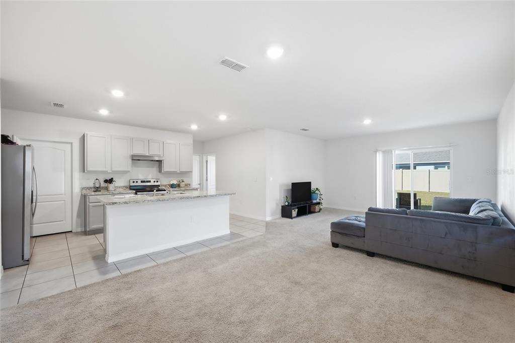 706 Chinoy Road Davenport, FL 33837 - Photo 5 of 36