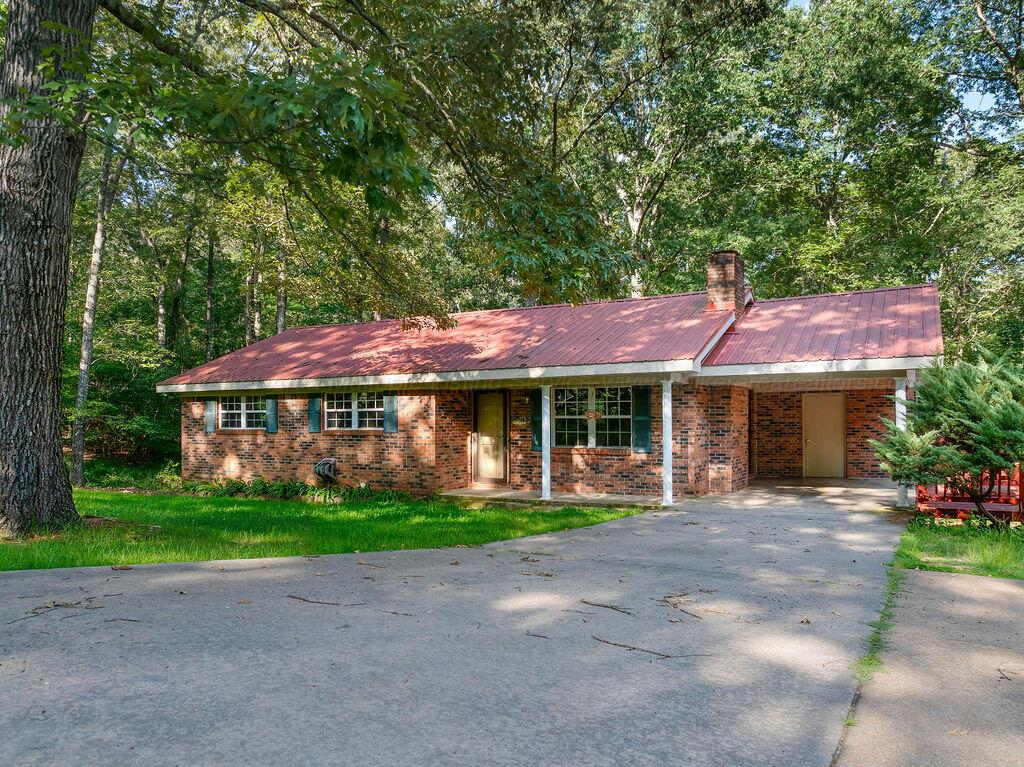156 Barham Road Jasper, AL 35503 - Photo 4 of 37 DJI_20250715152225_0201_D-53-10