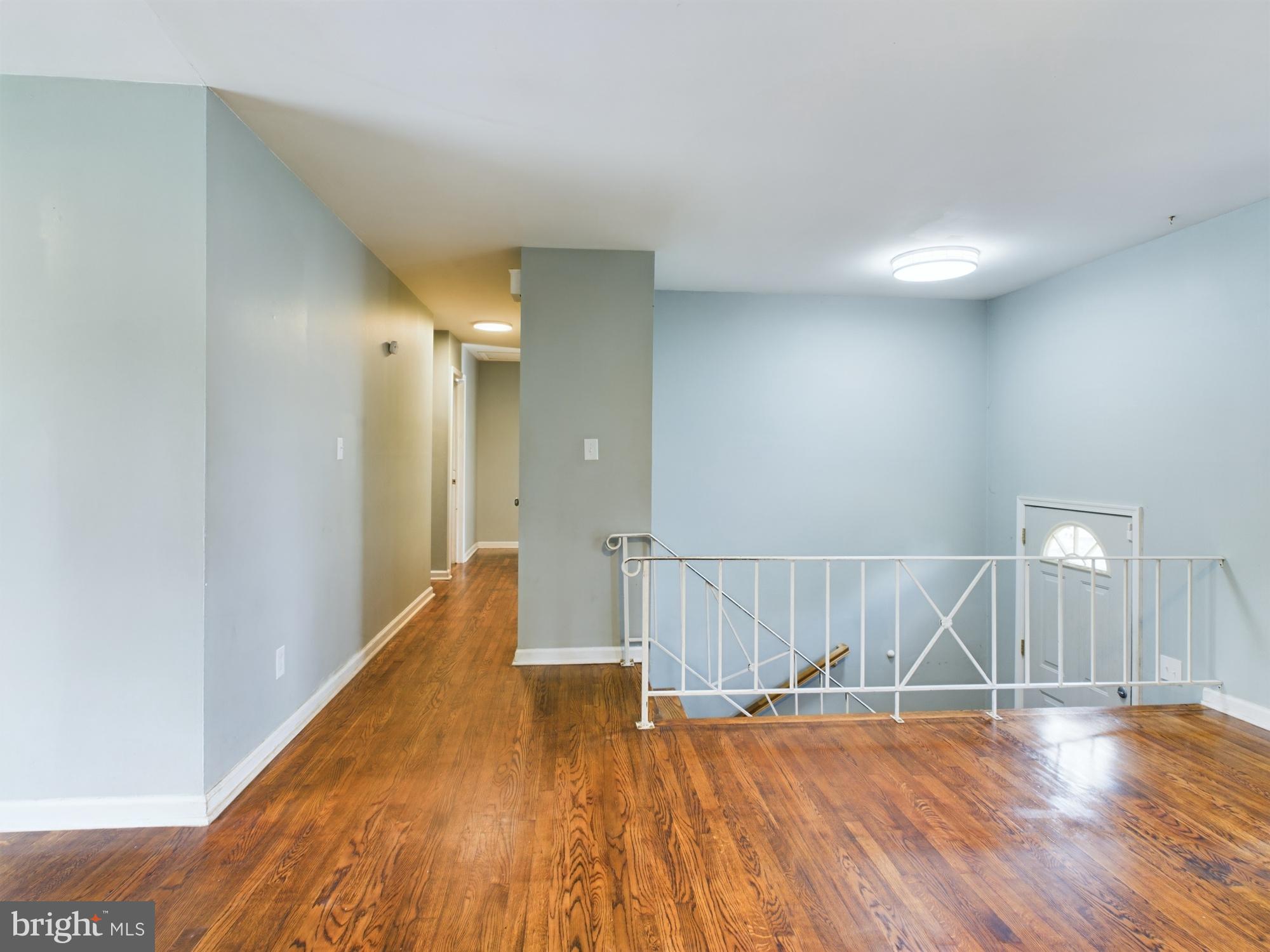 1574 Nathaniel Mitchell Road Dover, DE 19904 - Photo 7 of 16 split level entrance