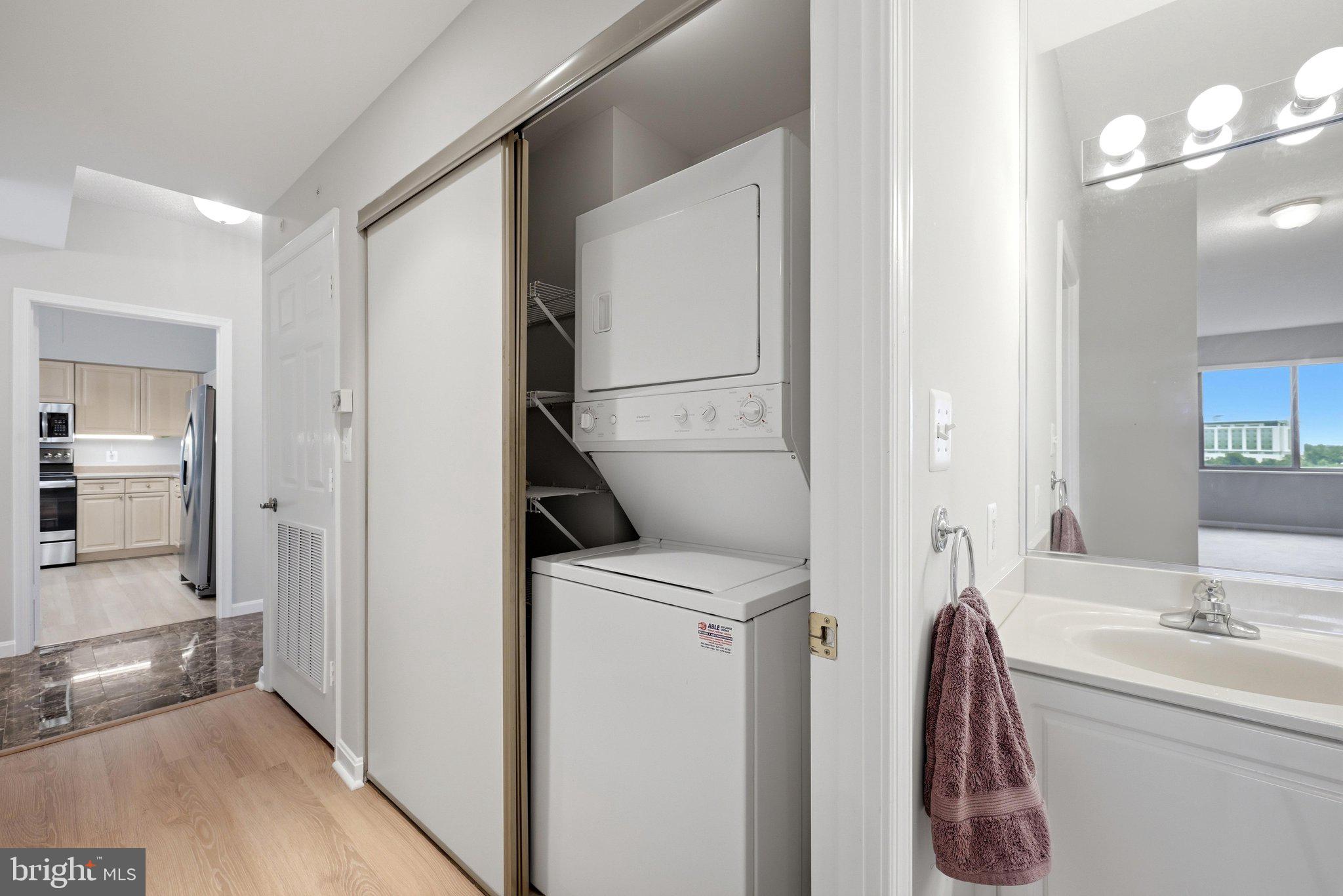 19375 Cypress Ridge Terrace, Unit 922 Leesburg, VA 20176 - Photo 21 of 89 Laundry Area