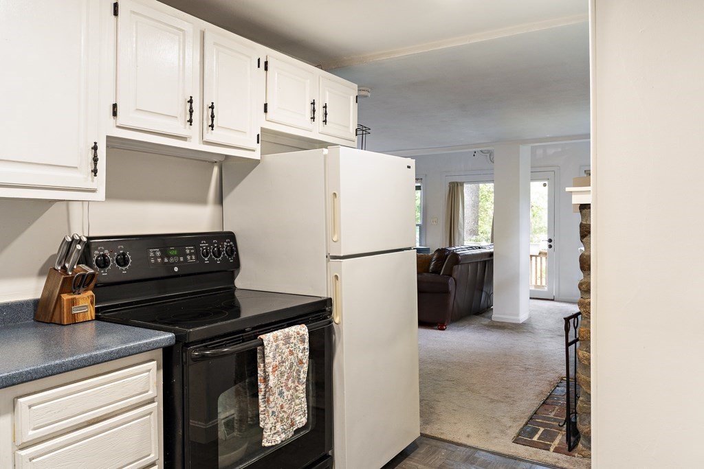 36 Elm Road Westford, MA 01886 - Photo 13 of 28