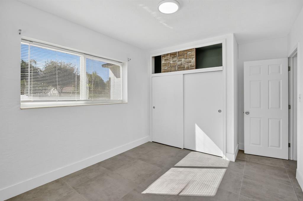 642 Southwest 11th Street Hallandale Beach, FL 33009 - Photo 11 of 18