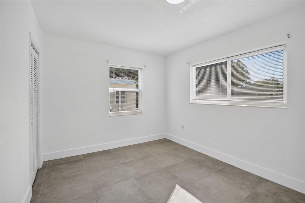 642 Southwest 11th Street Hallandale Beach, FL 33009 - Photo 12 of 18