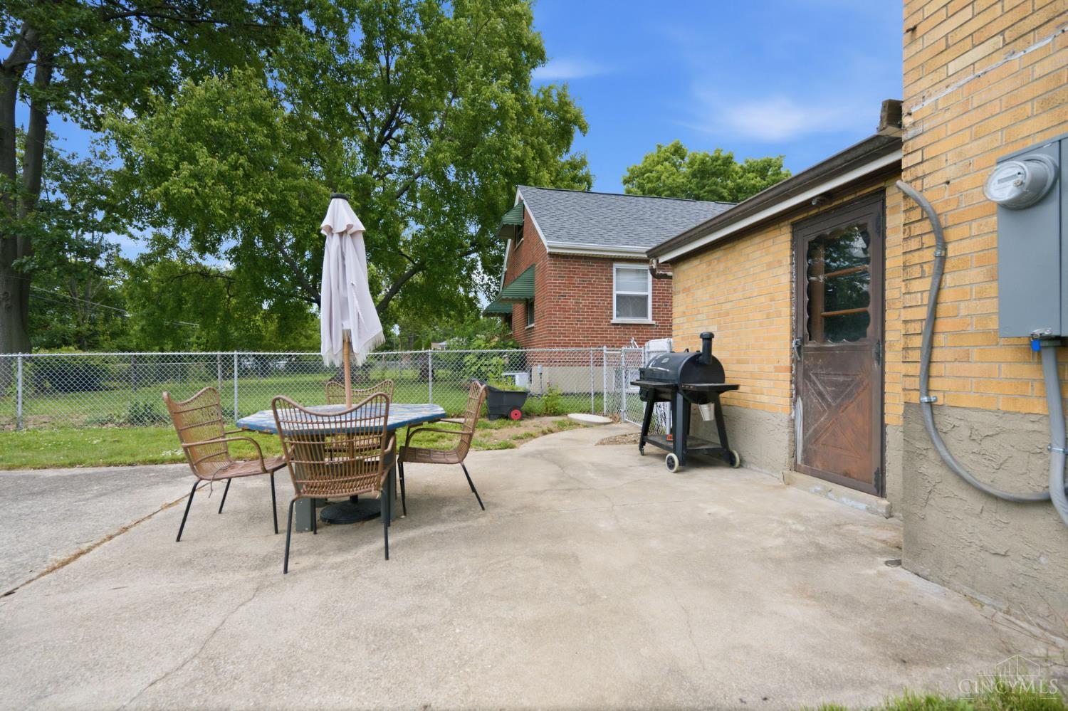 7149 Garden Road Cincinnati, OH 45236 - Photo 38 of 44