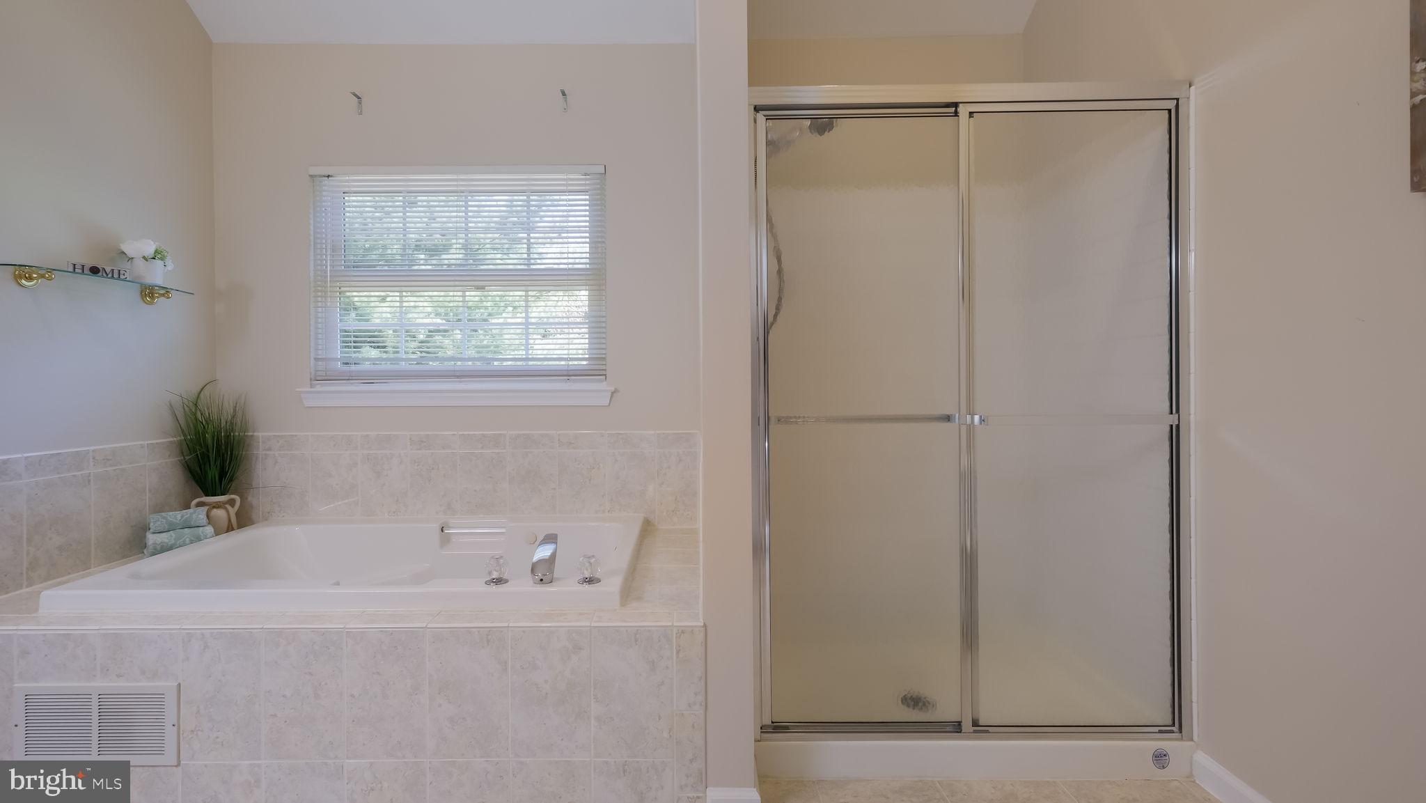 2529 Furlong Road Furlong, PA 18925 - Photo 13 of 16 SOAKING TUB W SEPARATE SHOWER