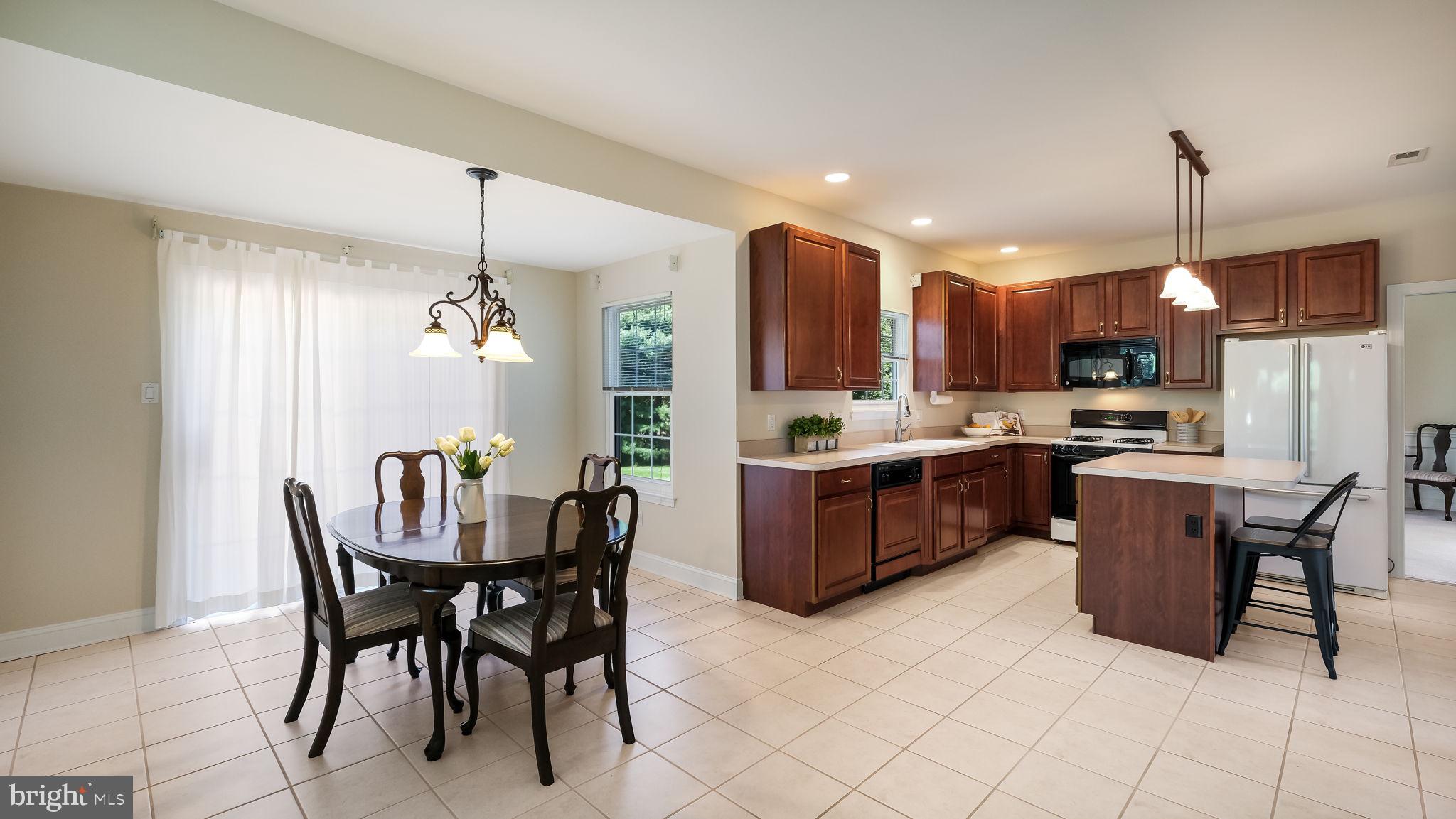 2529 Furlong Road Furlong, PA 18925 - Photo 6 of 16 OPEN TO BREAKFAST ROOM