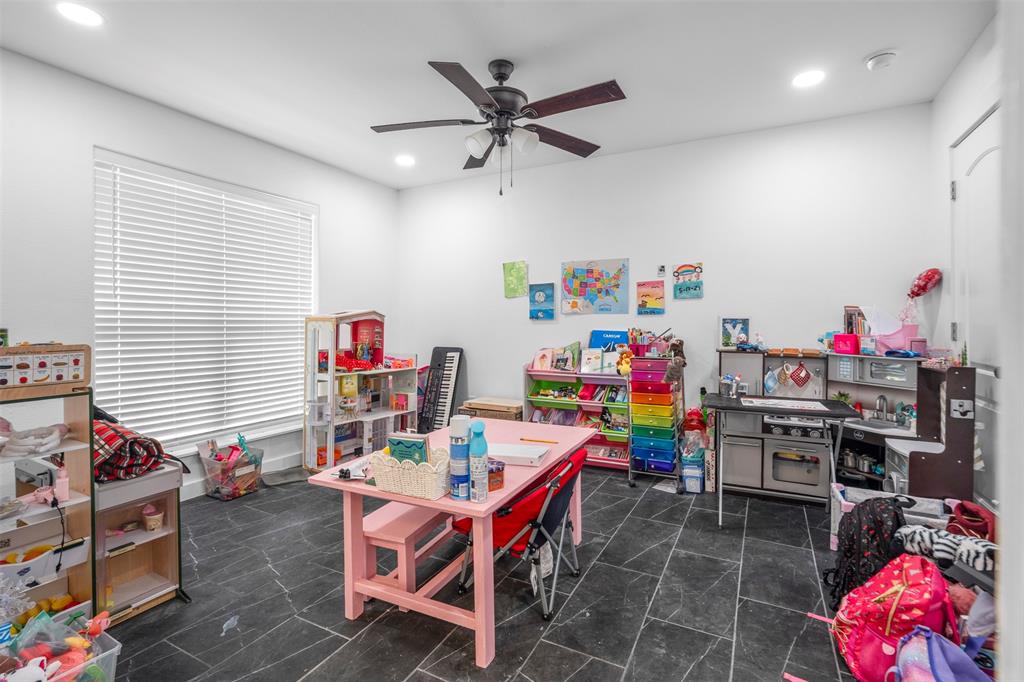 1112 West Pleasant Run Road, Unit D DeSoto, TX 75115 - Photo 25 of 35