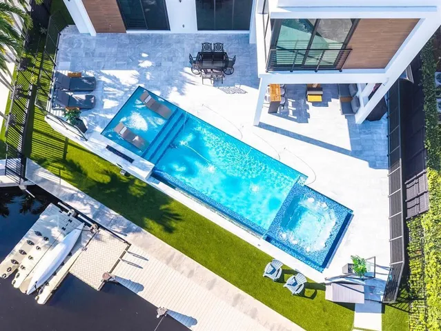 $5,400,000 | 2581 Northeast 50th Street, Lighthouse Point, FL 33064