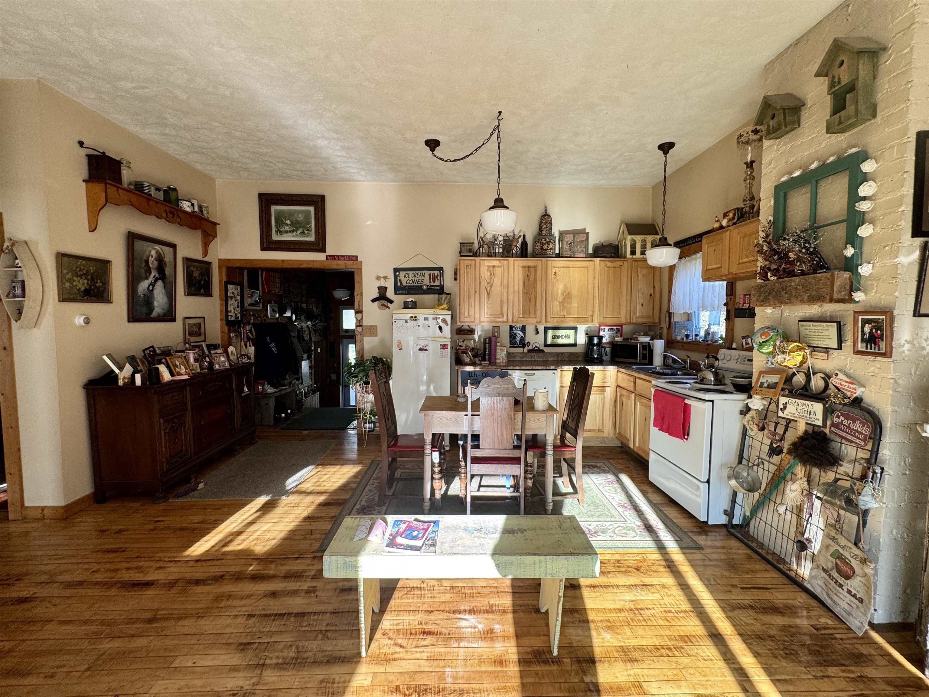 1012 South 35 Road Cadillac, MI 49601 - Photo 14 of 30