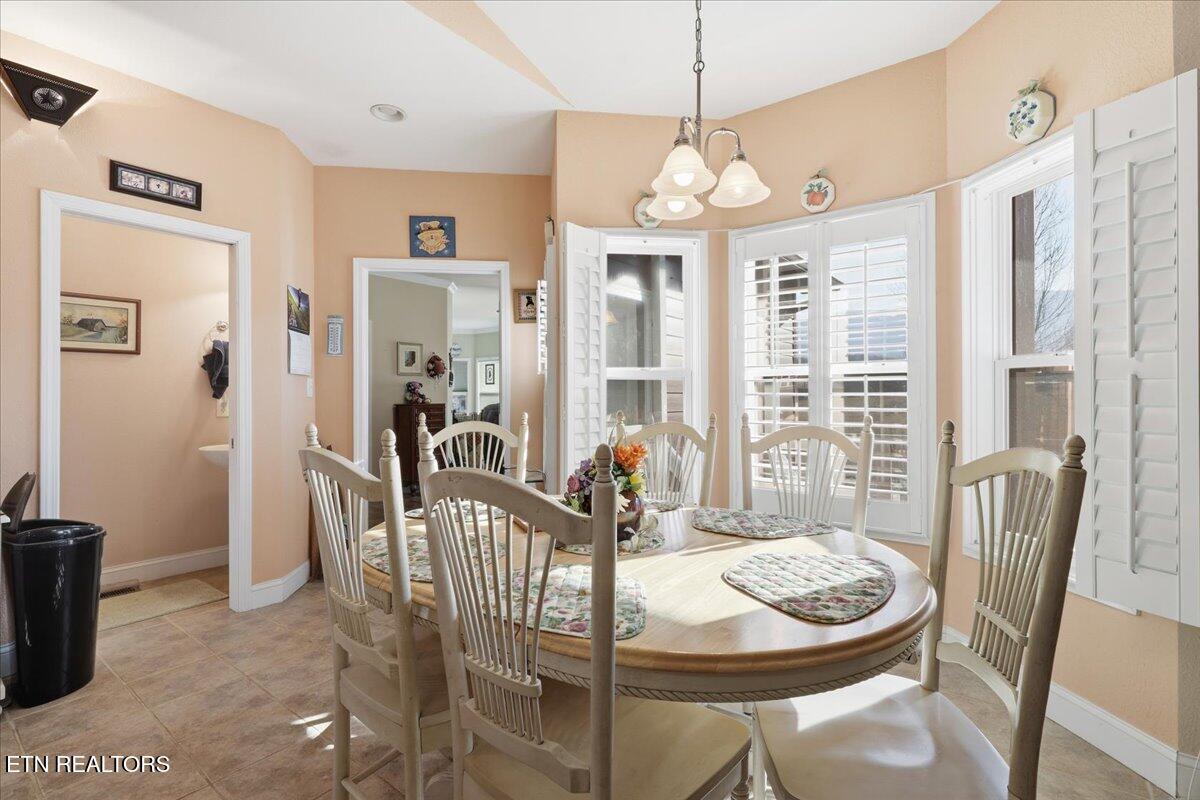 120 County Line Road Dandridge, TN 37725 - Photo 16 of 30 16-011_7K9A3528