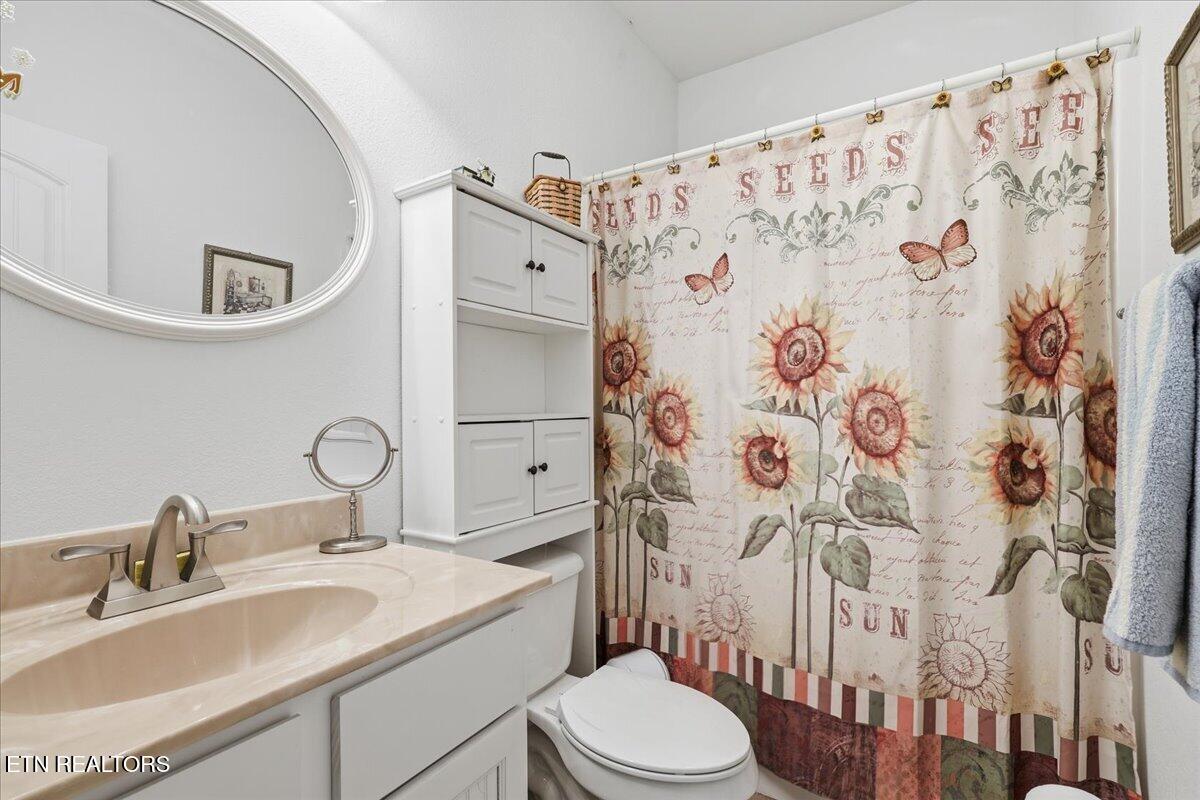 120 County Line Road Dandridge, TN 37725 - Photo 25 of 30 25-020_7K9A3519