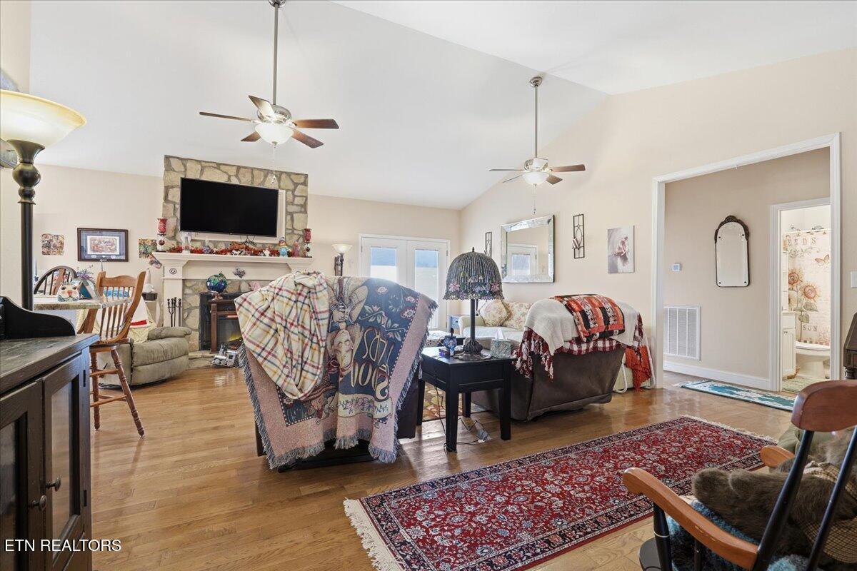 120 County Line Road Dandridge, TN 37725 - Photo 6 of 30 06-001_7K9A3486