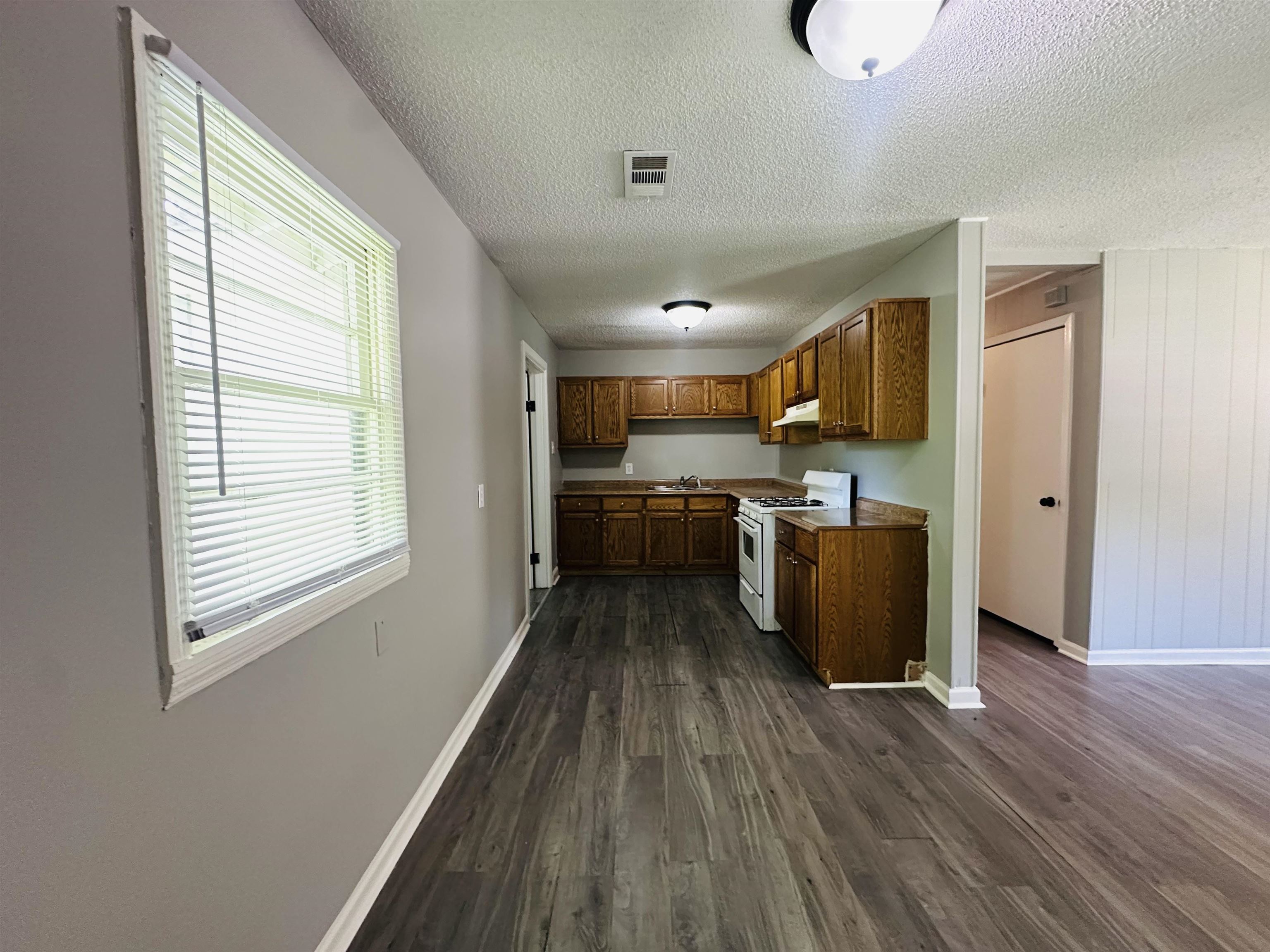 3548 Kruger Road Memphis, TN 38108 - Photo 3 of 16