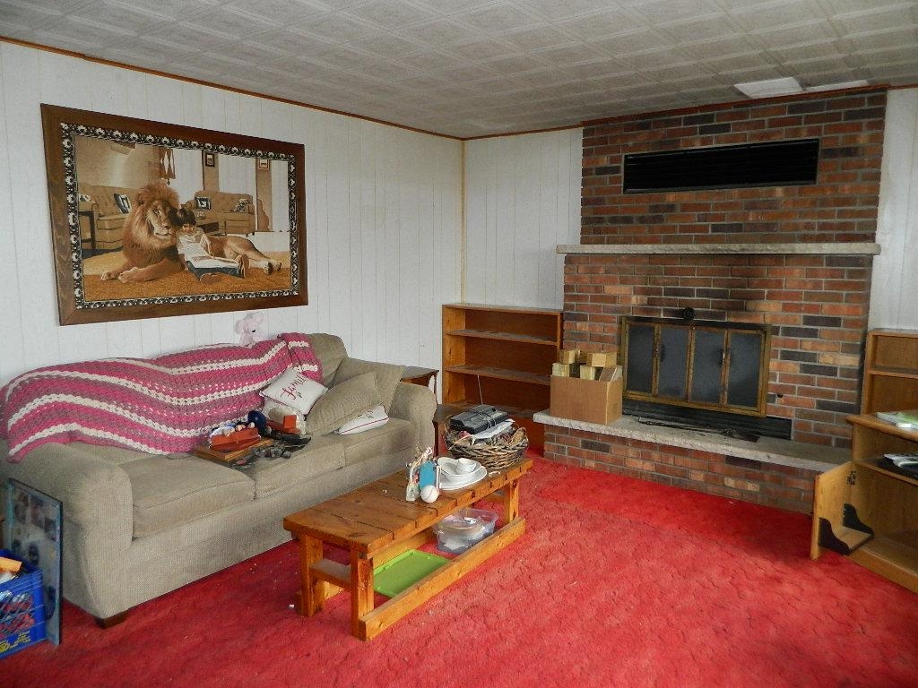 5735 Parker Road Gladwin, MI 48624 - Photo 9 of 21
