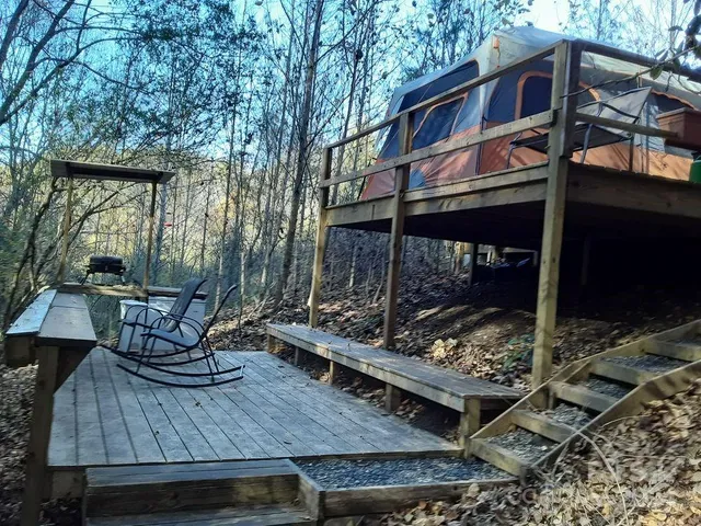 $696,500 | 2200 Walnut Creek Road, Marshall, NC 28753