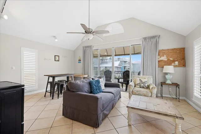 $625,000 | 69 Crystal Beach Drive, Unit 8, Destin, FL 32541