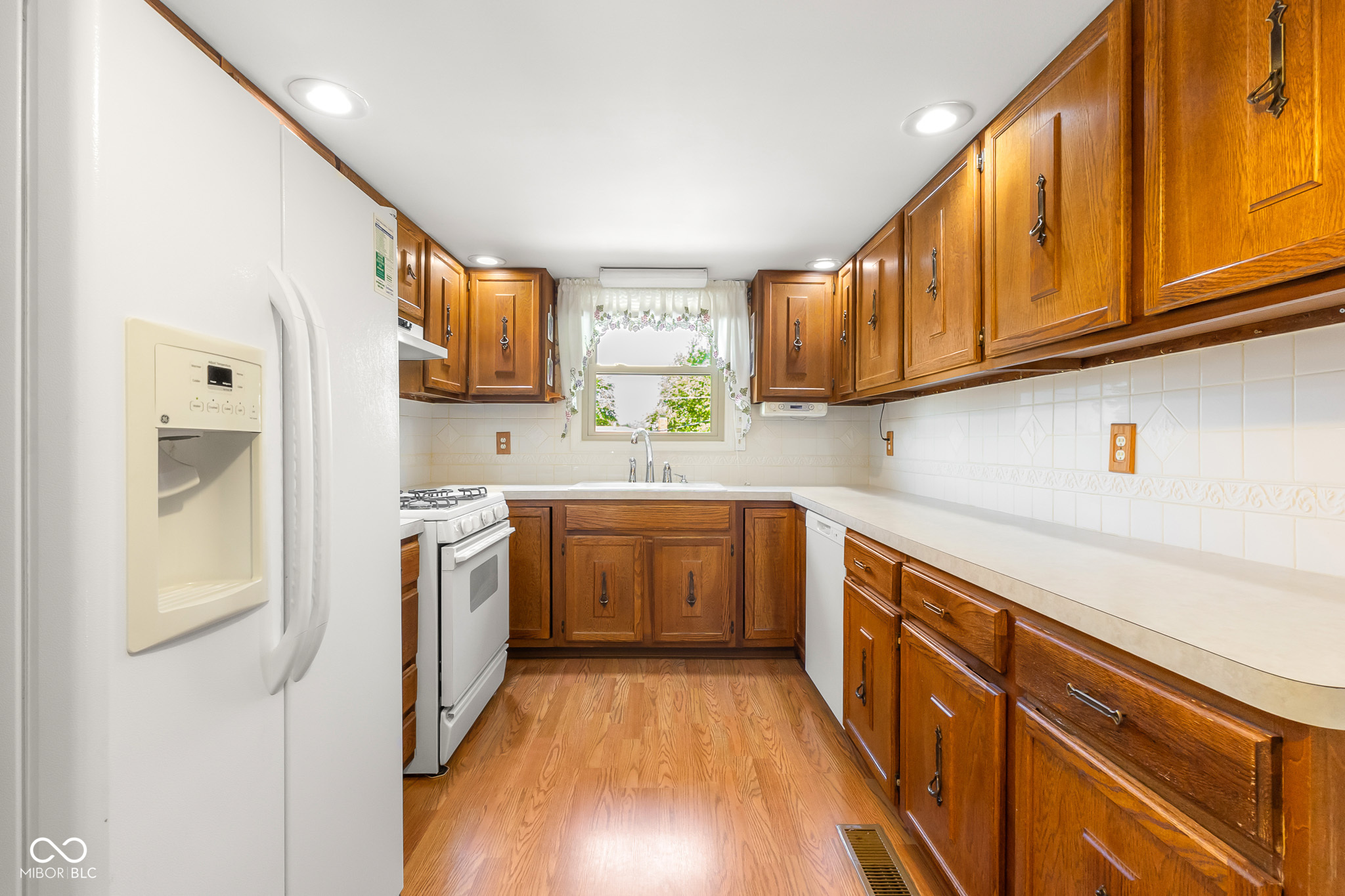 3030 Flintwood Drive Columbus, IN 47203 - Photo 17 of 58
