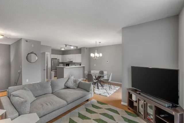 $314,900 | 680 North 2nd Street, Unit 403, Minneapolis, MN 55401