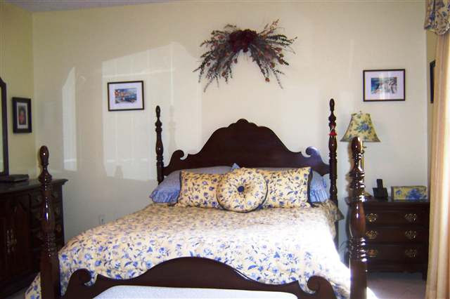 1042 Sterling Ridge Drive Rensselaer, NY 12144 - Photo 7 of 9 Photo 7