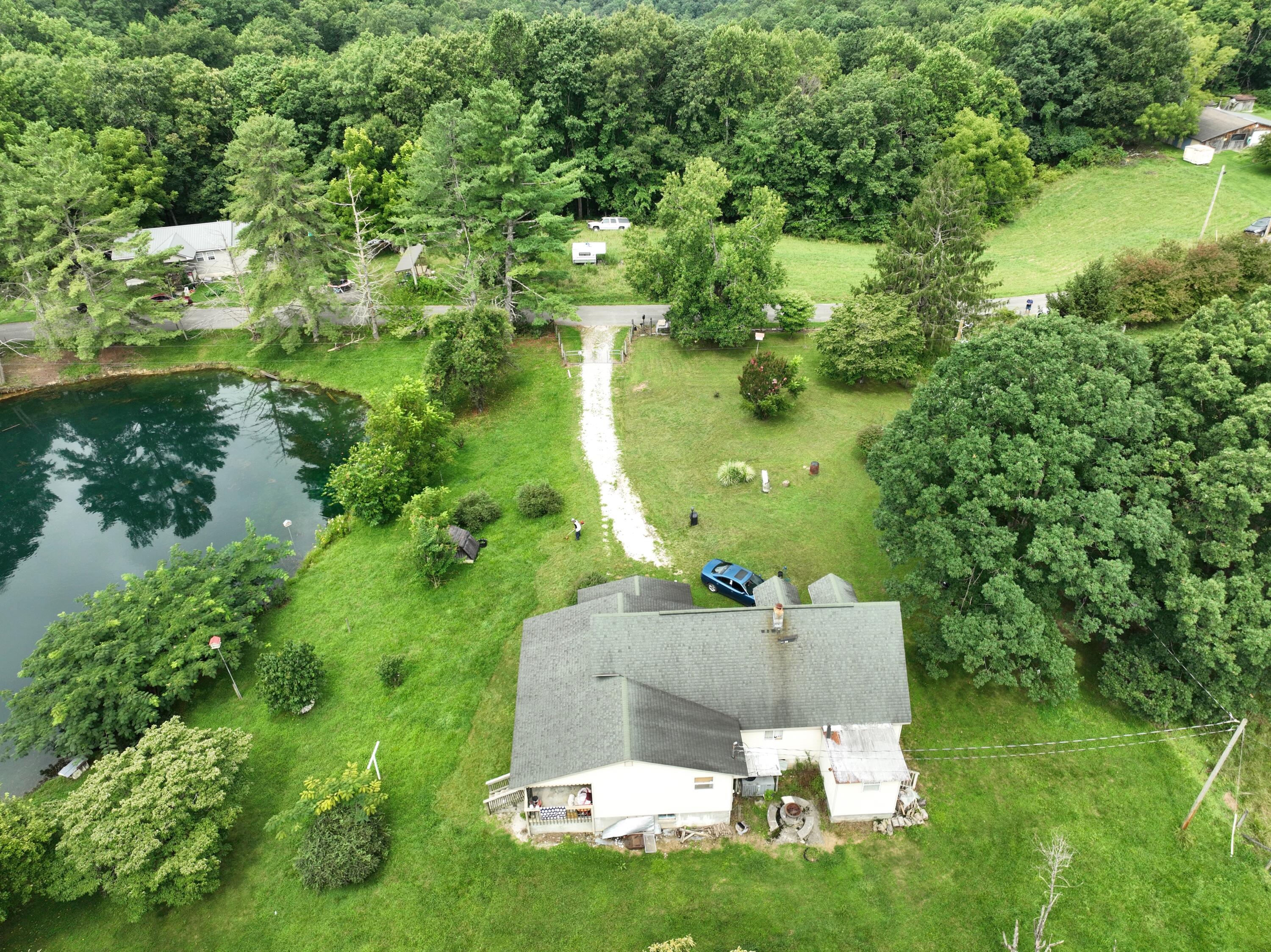 762 Jacks Ridge Road McKee, KY 40447 - Photo 87 of 109 DJI_0558