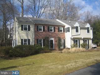 73 Crestline Road Wayne, PA 19087 - Photo 1 of 6
