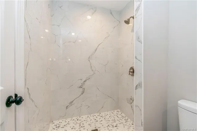 $899,900 | 8 Cedar Road East, Katonah, NY 10536