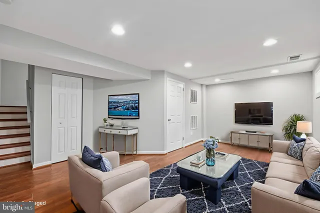 $600,000 | 2300 Horseferry Court, Reston, VA 20191