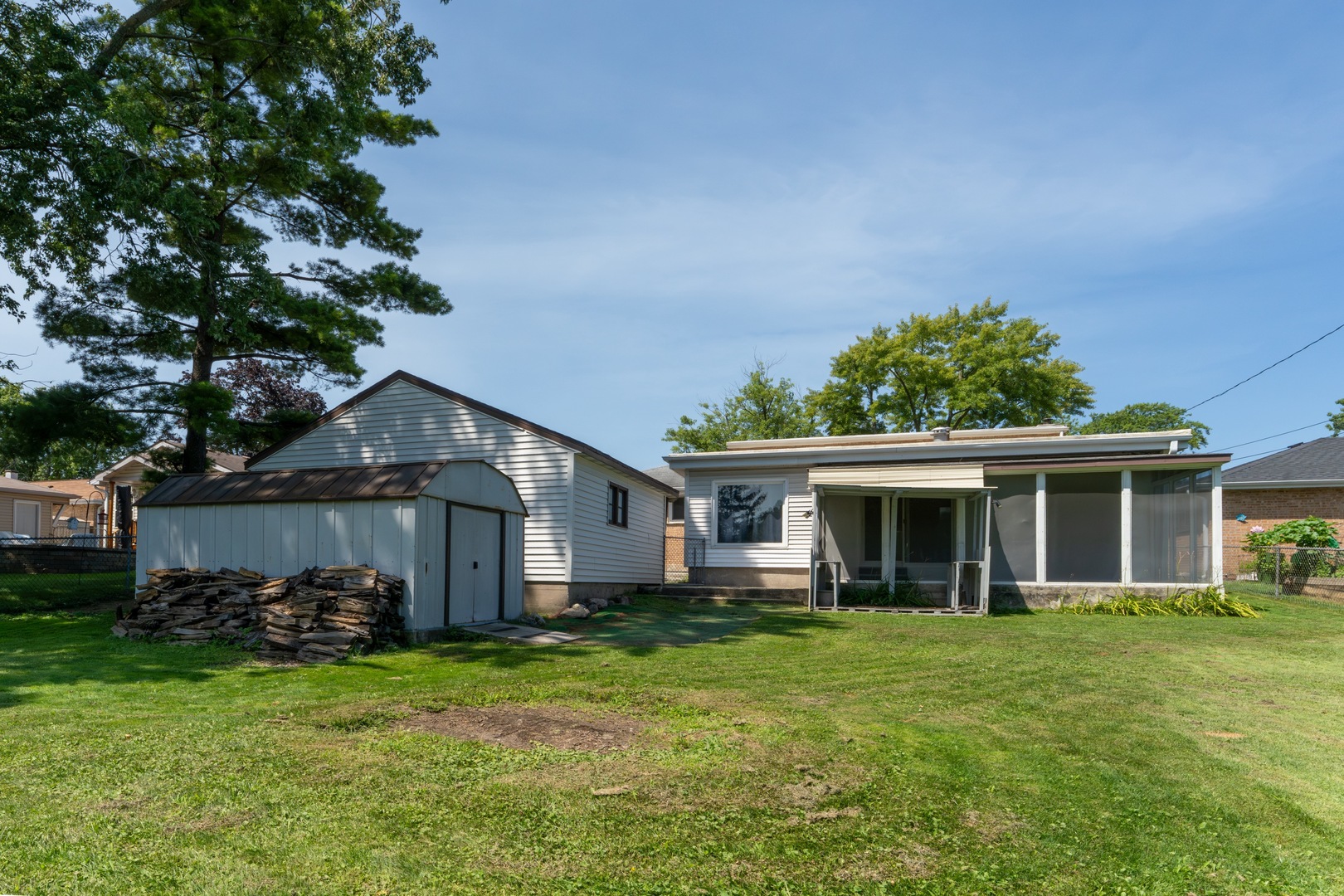 425 South Clarendon Avenue Addison, IL 60101 - Photo 30 of 31