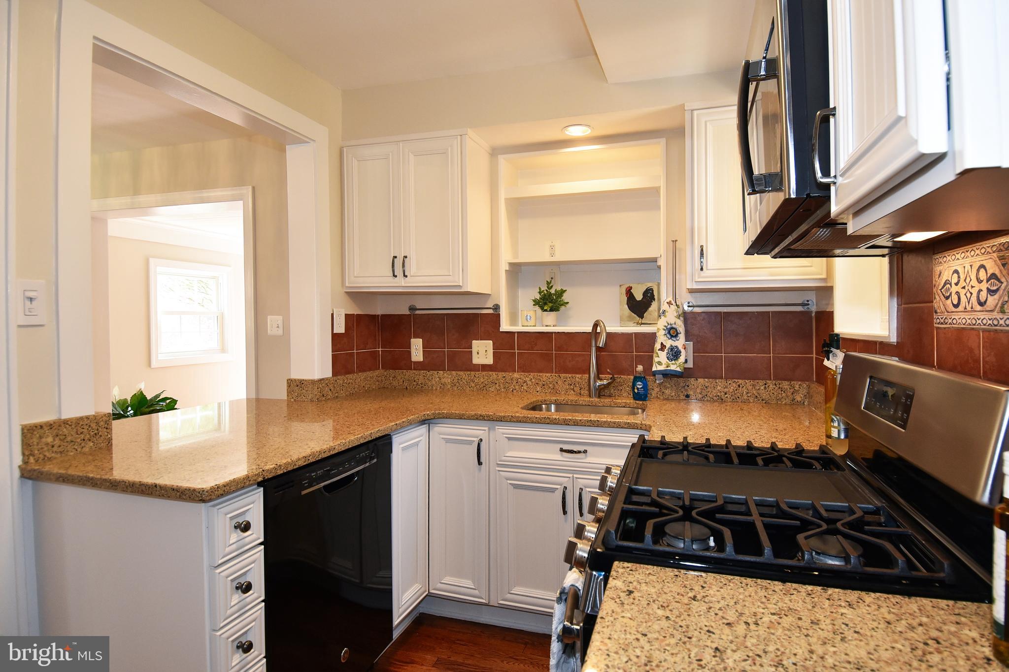808 South Glebe Road Arlington, VA 22204 - Photo 14 of 45 Open to the main living level is awesome