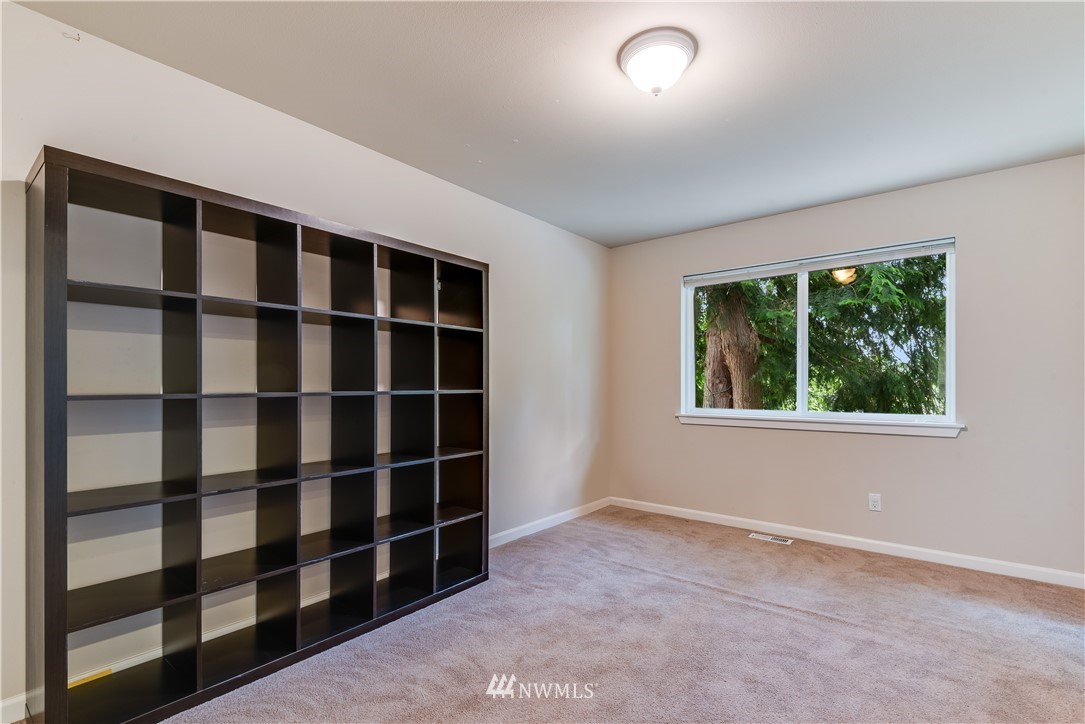 10 224th Street Southeast Bothell, WA 98021 - Photo 11 of 25