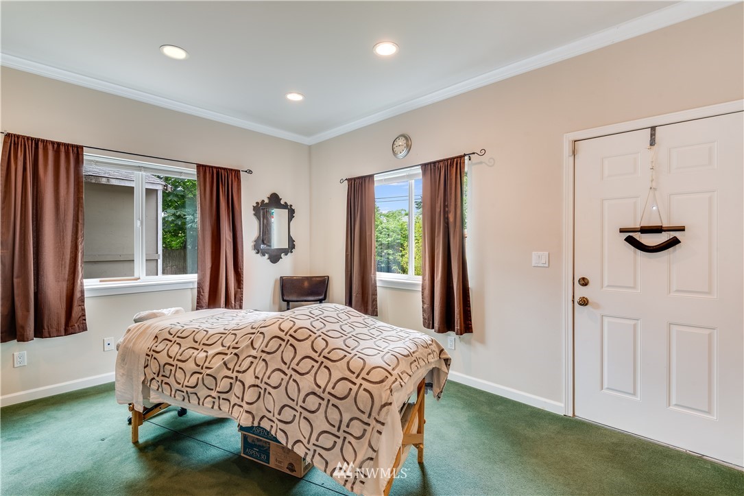 10 224th Street Southeast Bothell, WA 98021 - Photo 9 of 25