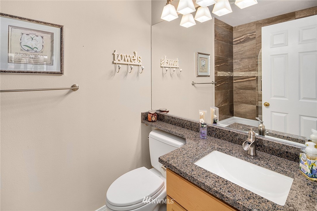 522 Elma Place Northeast Renton, WA 98059 - Photo 13 of 16