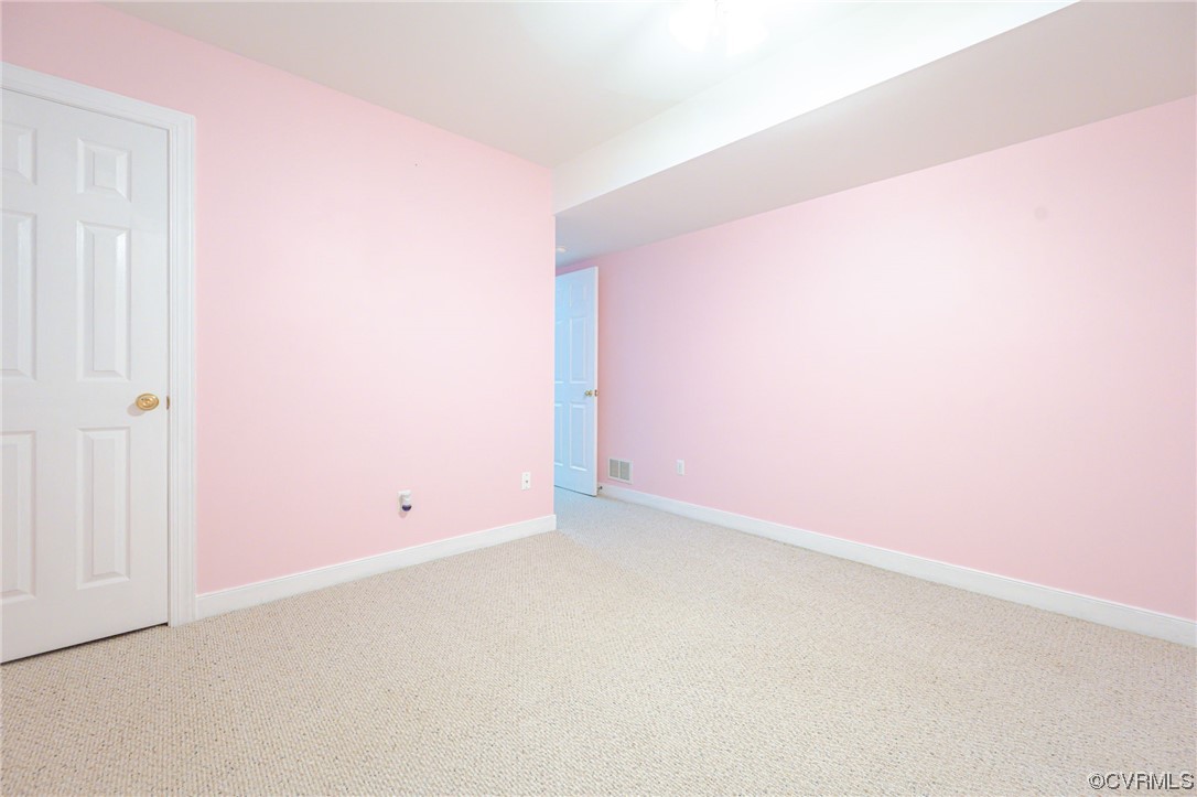 3207 Ludgate Road Chester, VA 23831 - Photo 32 of 44 an empty room with an entryway