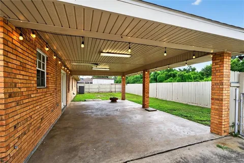 $279,900 | 1305 Orchid Drive, Harvey, LA 70058