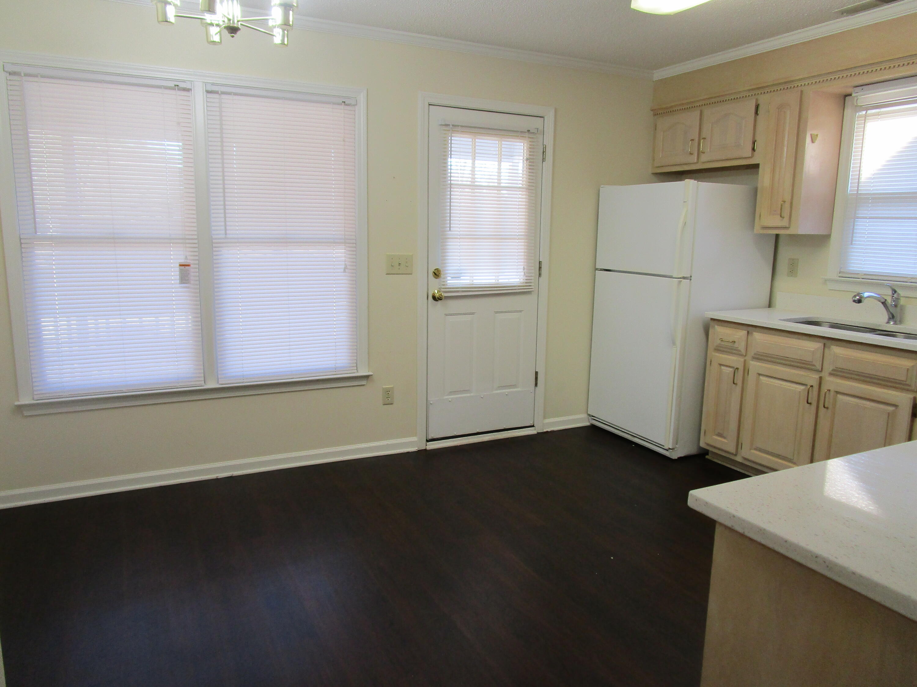 2224 Preot Street Sumter, SC 29150 - Photo 4 of 12 IMG_6407 (1)