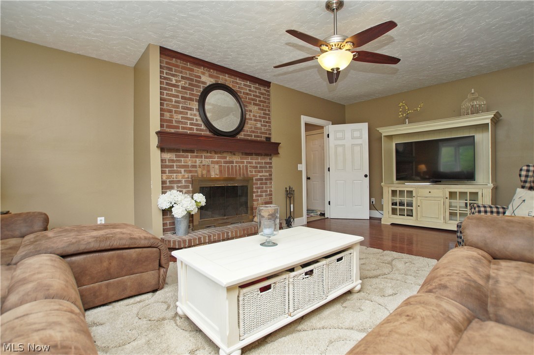 12690 Ravenna Road Chardon, OH 44024 - Photo 8 of 29 Gallery Image 8