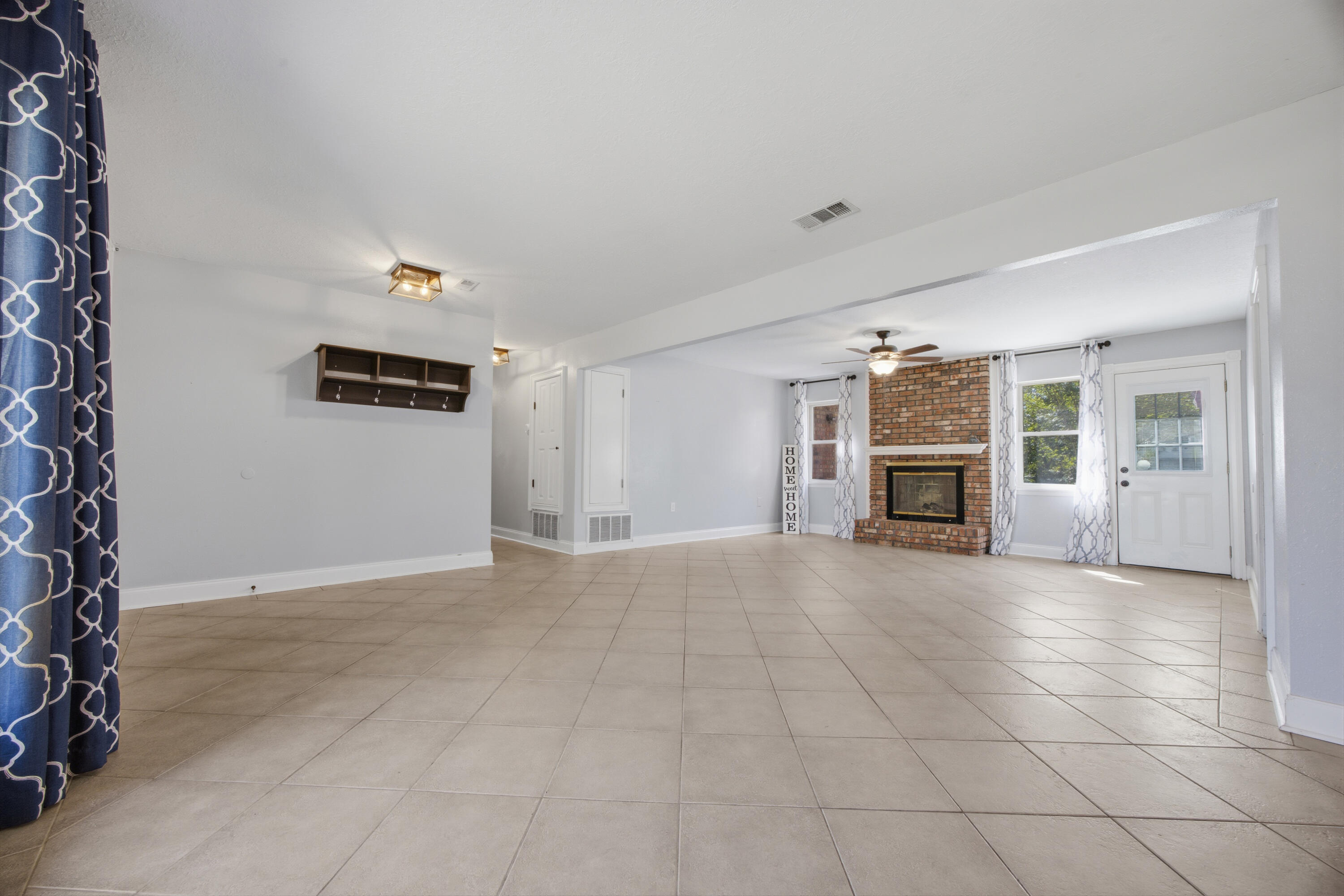 157 Country Club Road Shalimar, FL 32579 - Photo 6 of 72 E79A1108