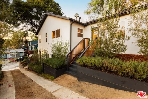 $1,678,000 | 4020 Clayton Avenue, Los Angeles, CA 90027